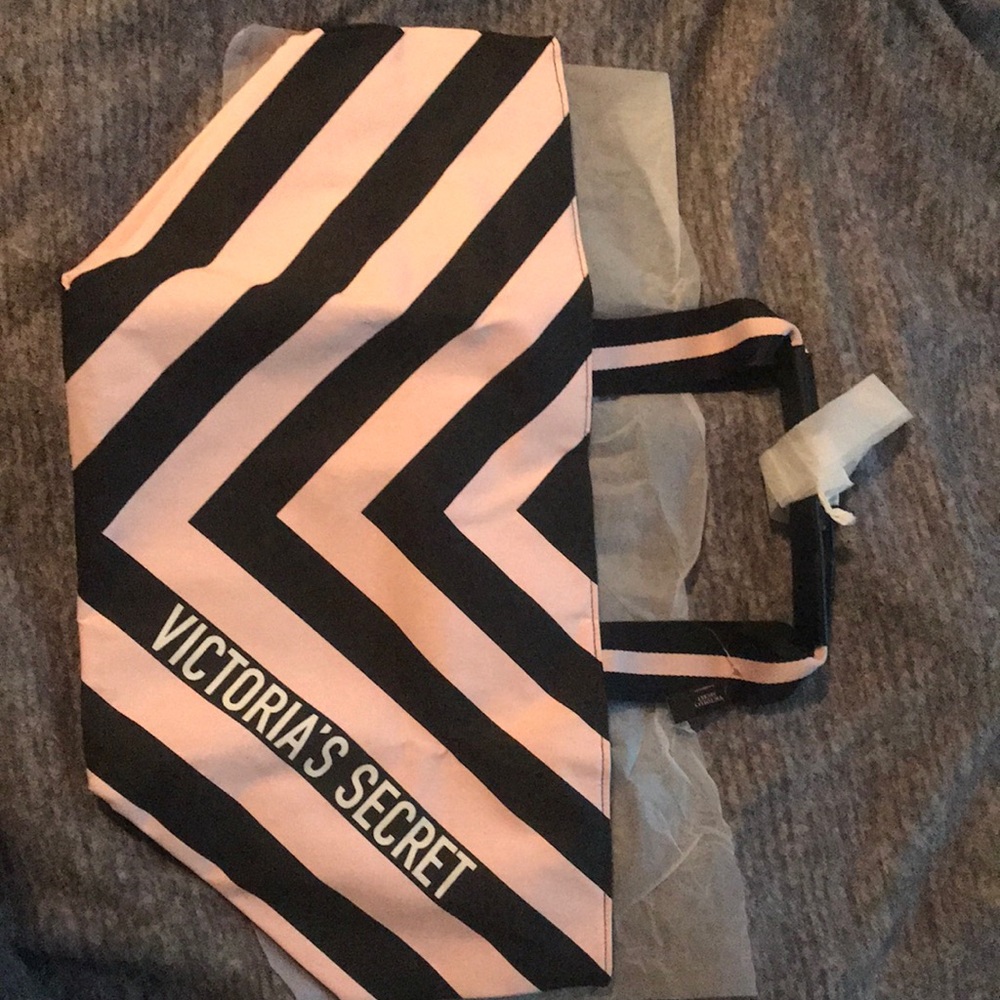 Victoria’s Secret tote
